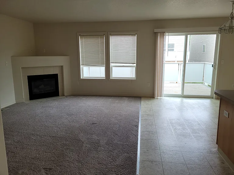 5700 NE 82nd Ave #B-6 — Photo 8