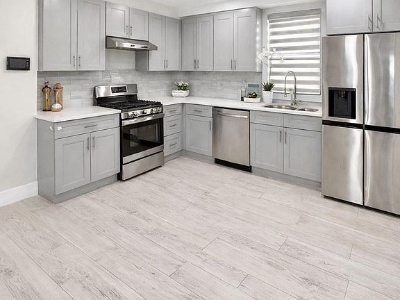3rd image of 203 WASHINGTON Avenue