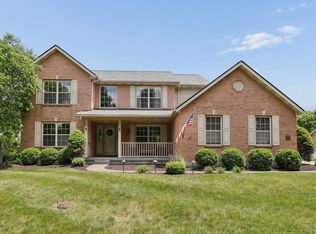 8046 Logans Ridge Dr, West Chester, OH 45069