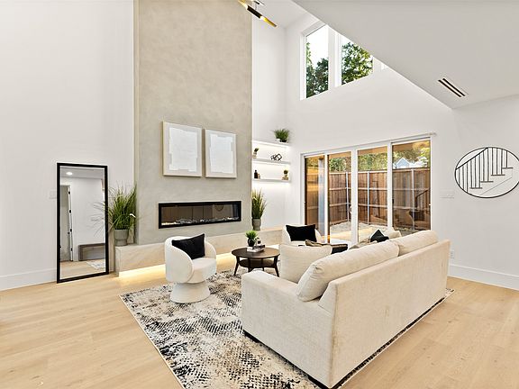 5th image of 433 Cleaves St