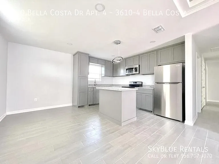 3610 Bella Costa Dr #4 — Photo 4