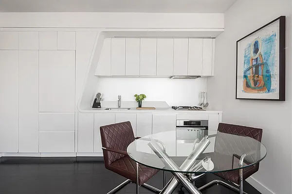 Rented by City Connections Realty | media 25