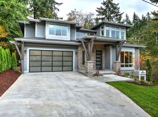 5404 NE 10th St, Renton, WA 98059