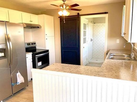 2nd image of 245 McArthur Cir