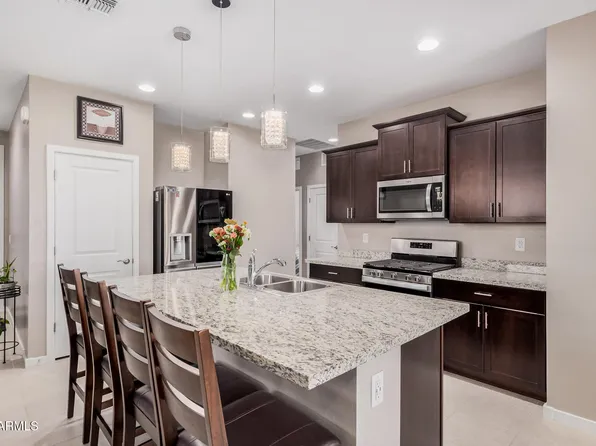 10736 W CHIPMAN Road, Tolleson, AZ 85353