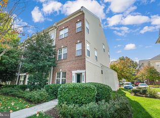 42509 Hollyhock Ter, Ashburn, VA 20148