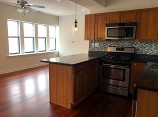 3009 W Gunnison St APT 1N, Chicago, IL 60625