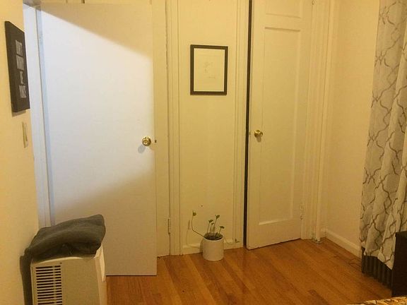 5th image of 2511 30th Ave APT 2R