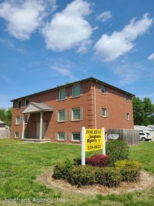 140 E Chestnut St APT 2, Junction City, KS, 66441