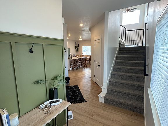 Entry way