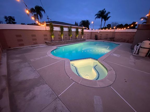 Jacuzzi