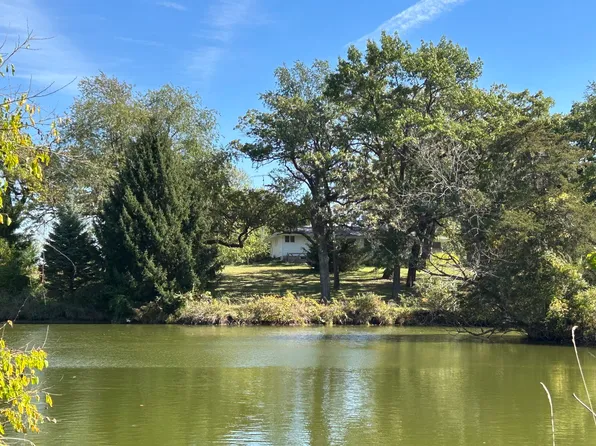 16104 McGuire Rd, Harvard, IL 60033