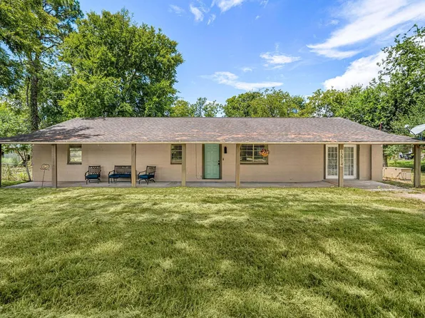 12914 Manor Drive, Brookside, TX 77581