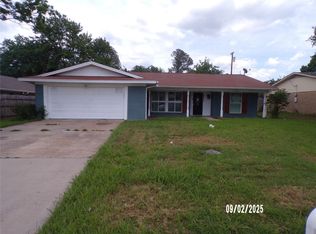 6407 Stonewall St, Greenville, TX 75402