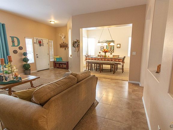 5th image of 10918 Vista Del Valle Dr