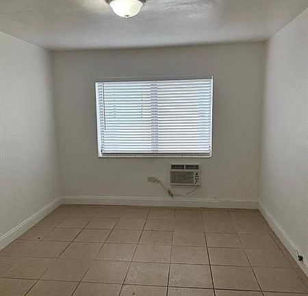 4th image of 240 84th St #5
