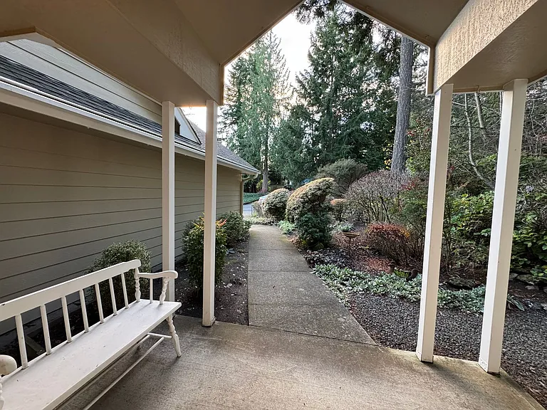 20780 Terasse Dr NW — Photo 30