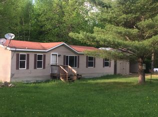 W6140 Barrett Dr, Tomahawk, WI 54487