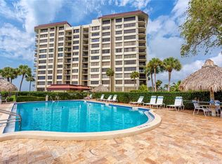 736 Island Way APT 201, Clearwater, FL 33767