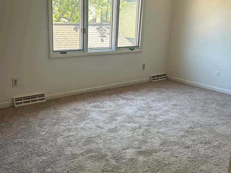 354 Charlesgate Cir — Photo 13