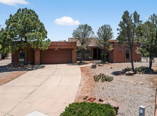 4904 Alberta Ln NW, Albuquerque, NM 87120