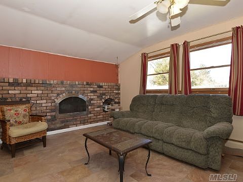 3rd image of 10 Fraternity Ln