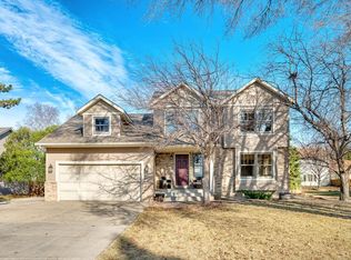 2910 Desoto St, Little Canada, MN 55117