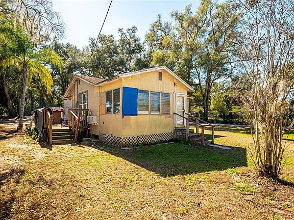 3rd image of 10507 MAIN STREET