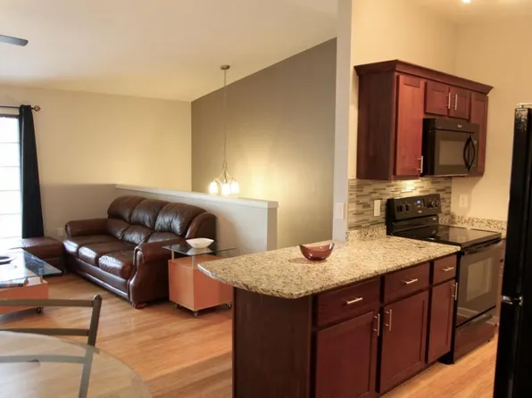 7301 98th Ave #7K, Kenosha, WI 53142