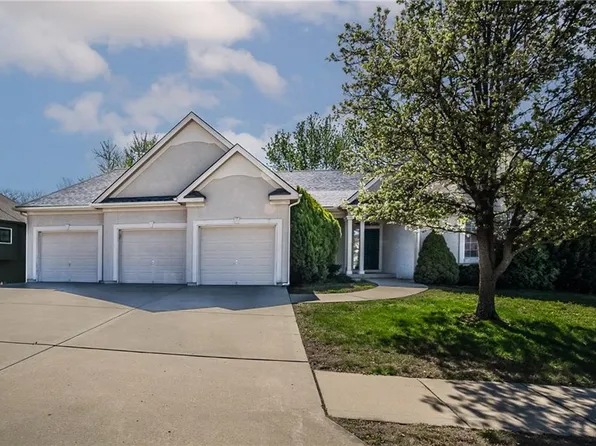 2211 Piedmont Pl, Excelsior Springs, MO 64024