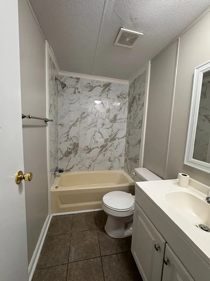 Mobile Home for Rent in Prattville!! — Photo 4