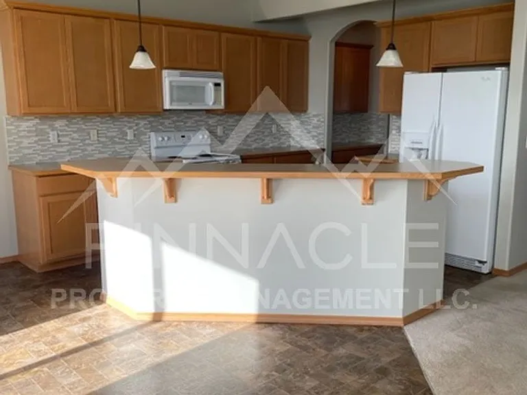 1808 W Clearview Dr — Photo 10
