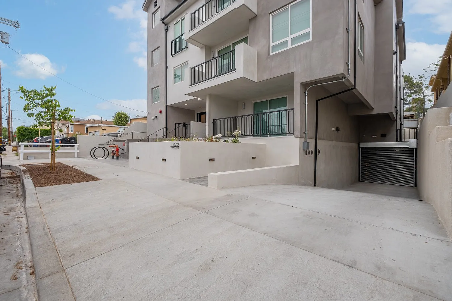 2 bed, 1215 sqft, $2,950 — Photo 1