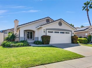 976 Miraflores Dr, Corona, CA 92882