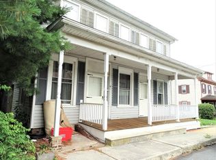 10 Mechanic St, Reinholds, PA 17569