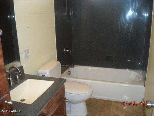 5th image of 19342 W Earll Dr