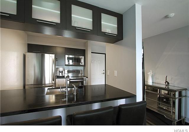 1st image of 318 Ash St #318