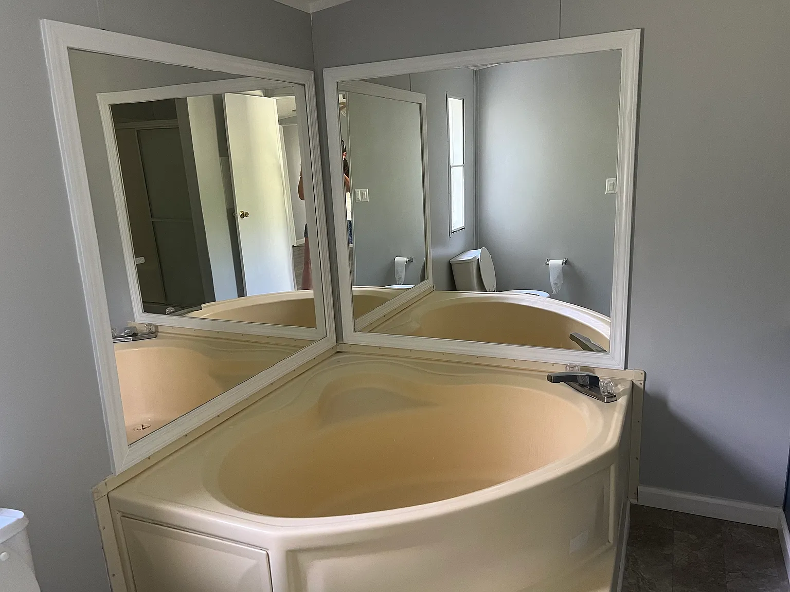 3 bed, 1280 sqft, $1,150 — Photo 1