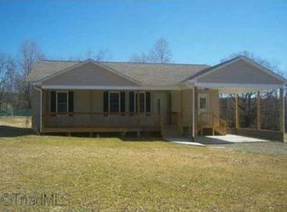 163 Southview St, Mount Airy, NC 27030