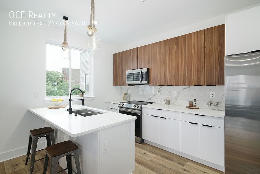 1st image of 2621 W Oxford St #2-954