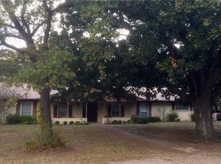5967 Meadow Ln, Kaufman, TX 75142