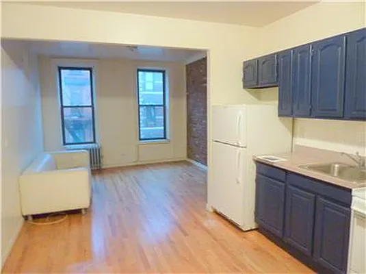 Rented by Benchmark Real Estate Group | media 47