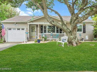 111 Langley Ct, Toms River, NJ 08757