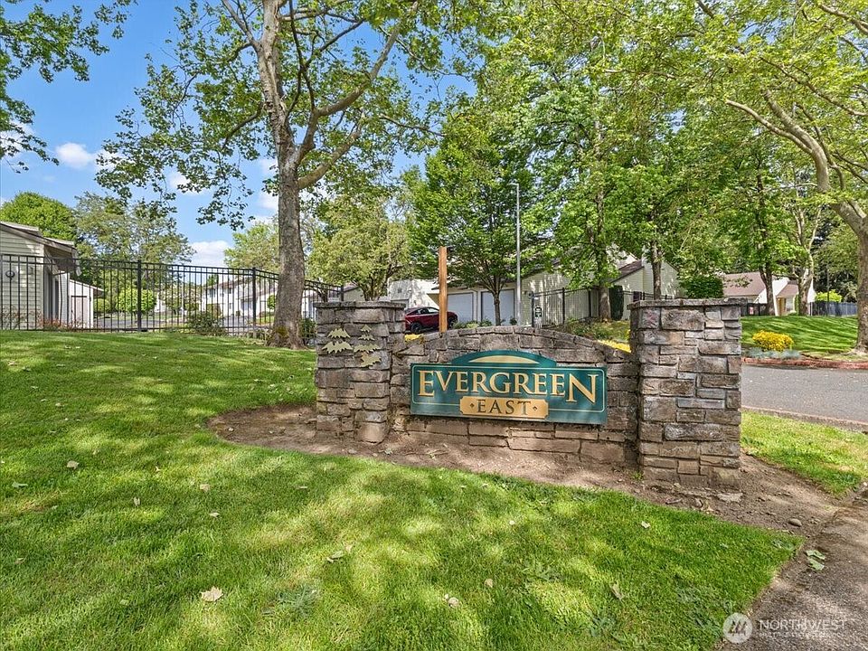 1st image of 526 SE 157th Avenue #6
