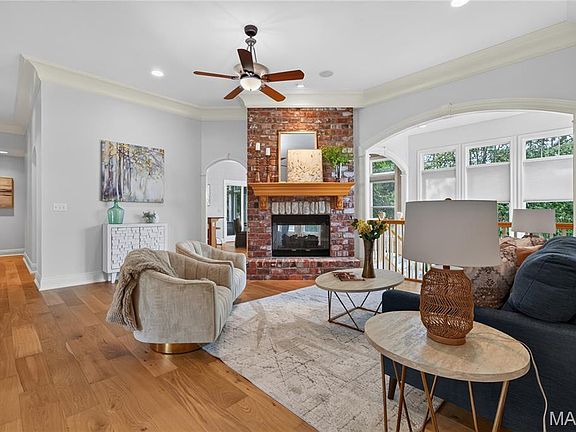 4th image of 1008 Hawks Landing Dr