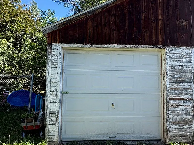 2923 & 2925 Poly Dr — Photo 15