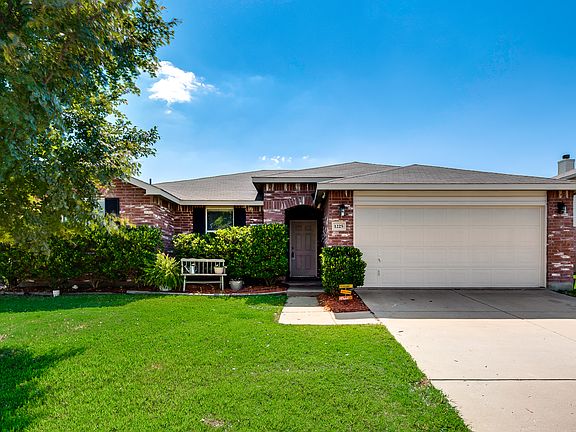2nd image of 1225 Cyprus Dr