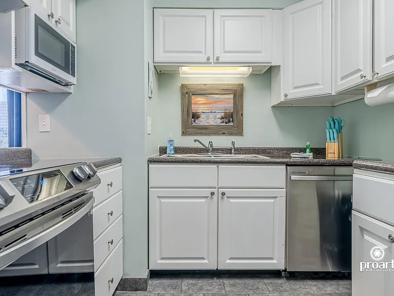 4000 Gulf Terrace Dr #252 — Photo 2