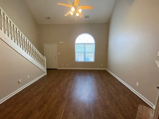 385 Dogwood Springs Dr — Photo 11