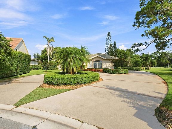 3rd image of 3608 TWIN LAKES Terrace